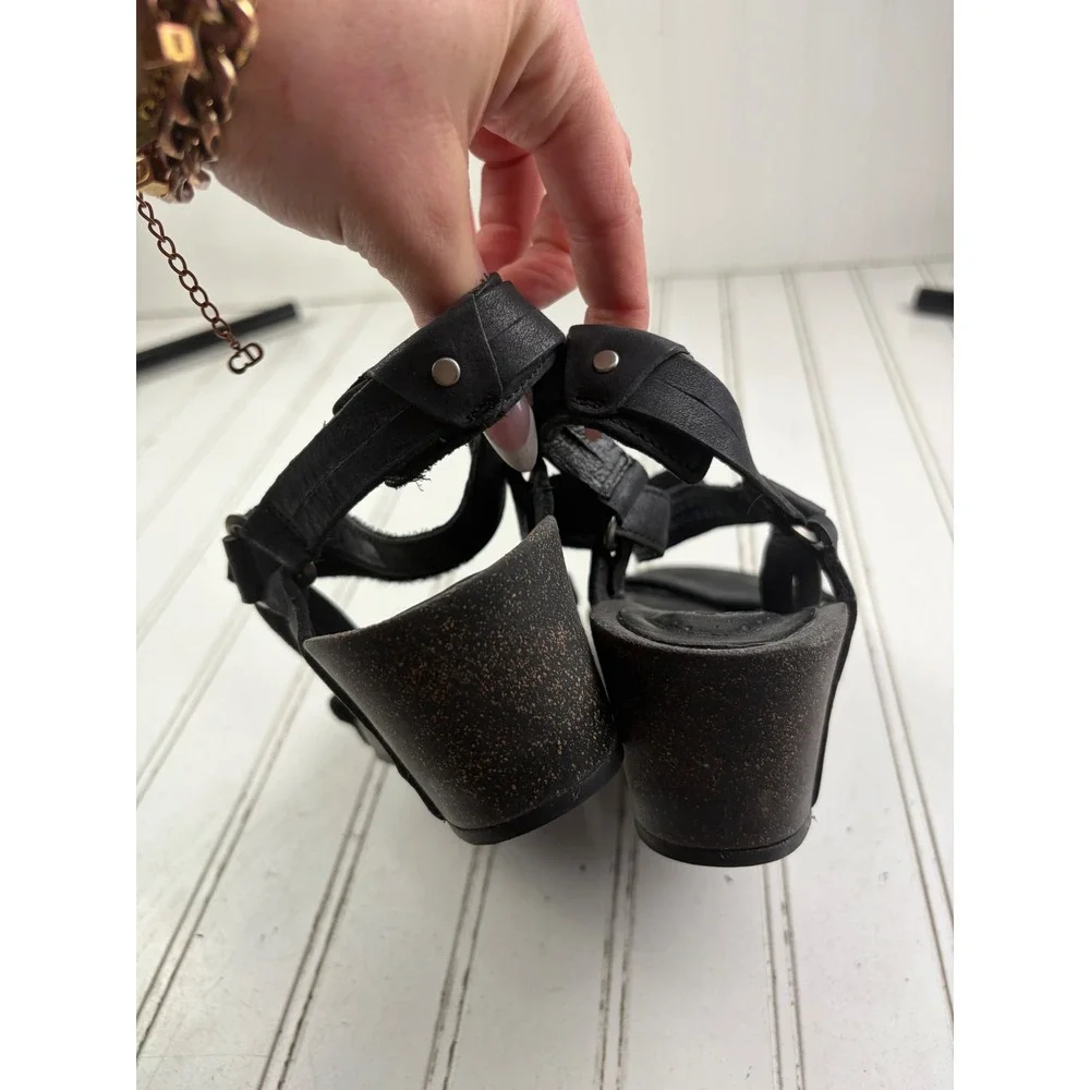 Teva Ysidro Universal Black Leather Wedge Sandals Women's Size 7.5